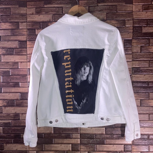 Unisex Upcycled Large White Pilcro & The Letterpress Taylor Swift Jacket - Picture 2 of 16
